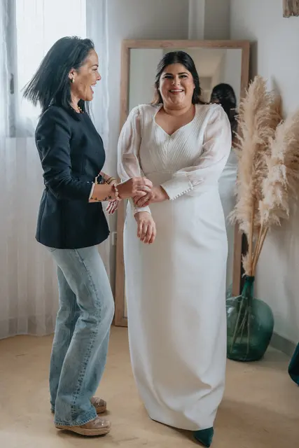 Boda de María y Chema en Masía El Teular, Sueca, una celebración natural y emotiva en Valencia.