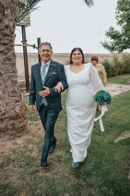Boda de María y Chema en Masía El Teular, Sueca, una celebración natural y emotiva en Valencia.