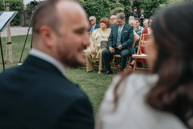 Boda de María y Chema en Masía El Teular, Sueca, una celebración natural y emotiva en Valencia. Salida / Entrada ceremonia