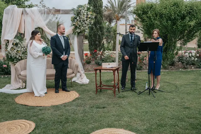 Boda de María y Chema en Masía El Teular, Sueca, una celebración natural y emotiva en Valencia. ceremonia