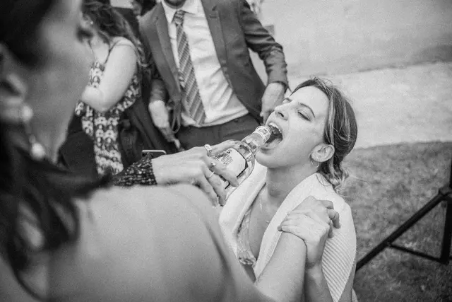 Boda de María y Chema en Masía El Teular, Sueca, una celebración natural y emotiva en Valencia. BW coctel
