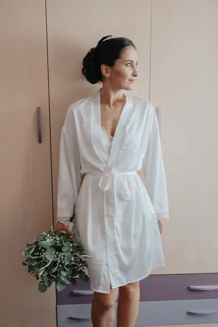Fotografía de boda de María “Periqueta” y Juanan en Minglanilla por Va de Novias preparativos