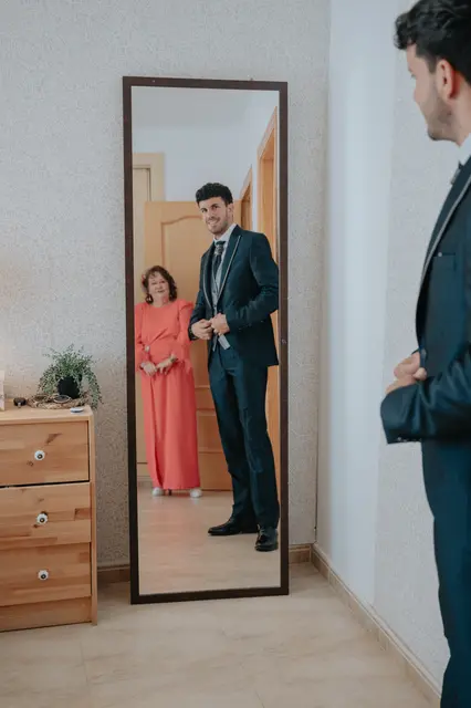 Fotografía de boda de María “Periqueta” y Juanan en Minglanilla por Va de Novias portada preparativos