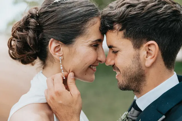 Fotografía de boda de María “Periqueta” y Juanan en Minglanilla por Va de Novias portada sesion pareja