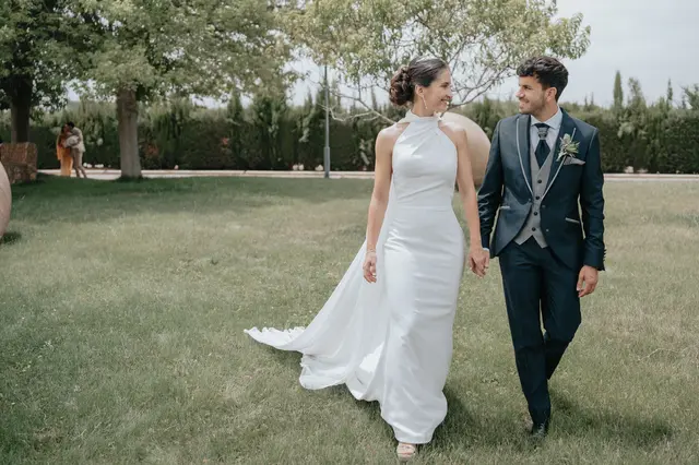 Fotografía de boda de María “Periqueta” y Juanan en Minglanilla por Va de Novias portada sesion pareja