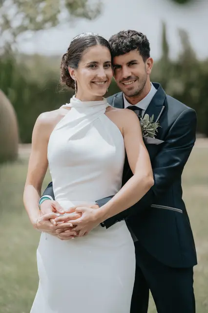 Fotografía de boda de María “Periqueta” y Juanan en Minglanilla por Va de Novias sesion pareja
