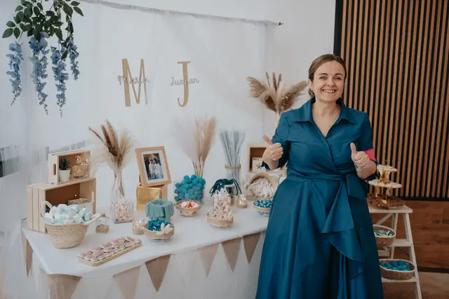 Fotografía de boda de María “Periqueta” y Juanan en Minglanilla por Va de Novias fiesta