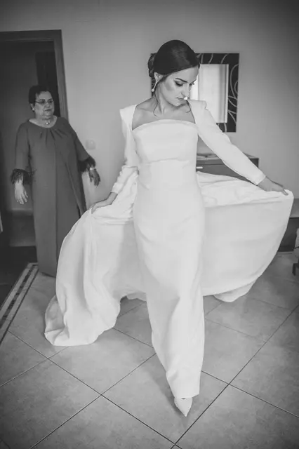 Boda de Marta y Javi en Campo Aníbal y Barracas, fotografía y vídeo de boda en Valencia BW detalles portada preparativos