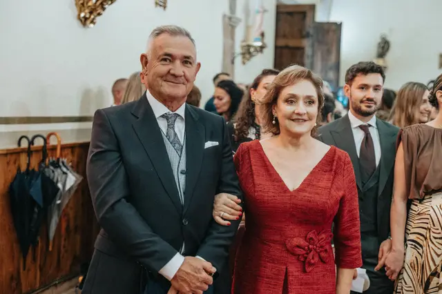 Boda de Marta y Javi en Campo Aníbal y Barracas, fotografía y vídeo de boda en Valencia ceremonia