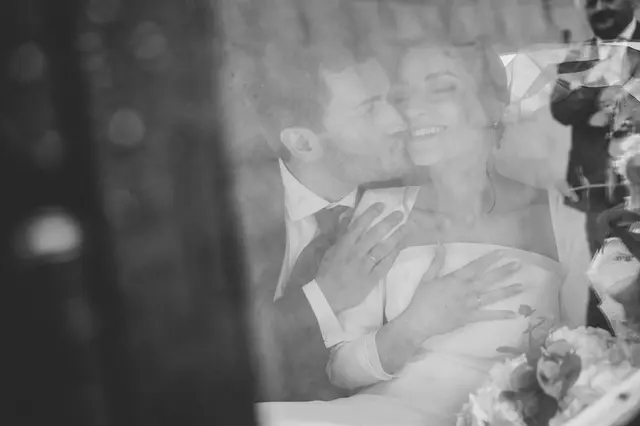Boda de Marta y Javi en Campo Aníbal y Barracas, fotografía y vídeo de boda en Valencia BW portada sesion pareja