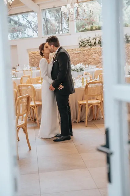 Boda de Marta y Javi en Campo Aníbal y Barracas, fotografía y vídeo de boda en Valencia portada sesion pareja