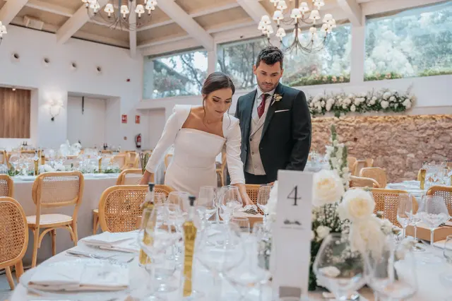 Boda de Marta y Javi en Campo Aníbal y Barracas, fotografía y vídeo de boda en Valencia sesion pareja
