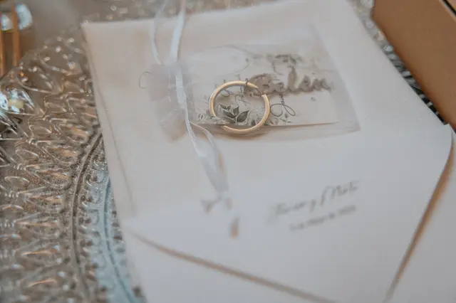 Boda de Marta y Javi en Campo Aníbal y Barracas, fotografía y vídeo de boda en Valencia detalles