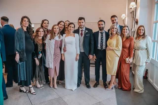Boda de Marta y Javi en Campo Aníbal y Barracas, fotografía y vídeo de boda en Valencia coctel grupales