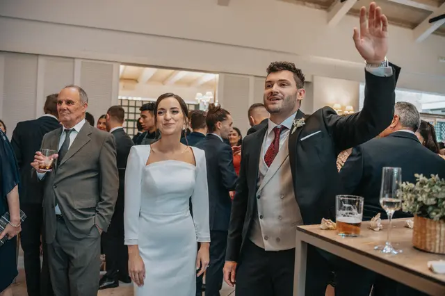 Boda de Marta y Javi en Campo Aníbal y Barracas, fotografía y vídeo de boda en Valencia coctel