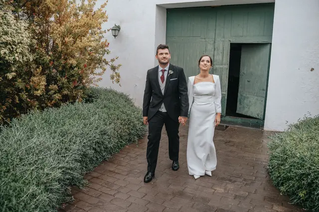 Boda de Marta y Javi en Campo Aníbal y Barracas, fotografía y vídeo de boda en Valencia sesion pareja