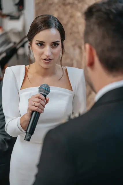 Boda de Marta y Javi en Campo Aníbal y Barracas, fotografía y vídeo de boda en Valencia banquete
