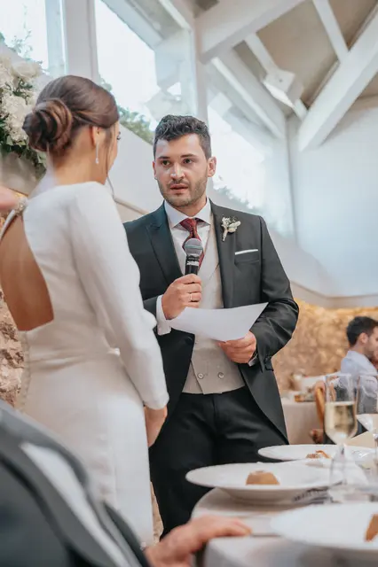Boda de Marta y Javi en Campo Aníbal y Barracas, fotografía y vídeo de boda en Valencia banquete