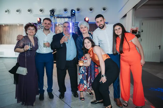 Boda de Marta y Javi en Campo Aníbal y Barracas, fotografía y vídeo de boda en Valencia fiesta