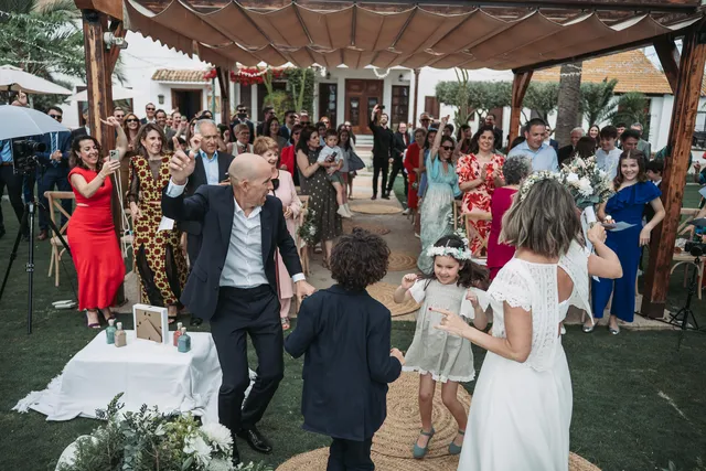 Boda civil dia Sandra Jorge Tancat Albufera Abril 2025 Salida / Entrada ceremonia