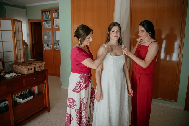Boda de Vega y Pablo en Masía de Lacy, Náquera preparativos
