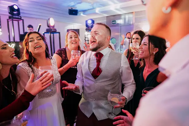 Reportaje boda San Patrcio Celia Ruben fiesta portada