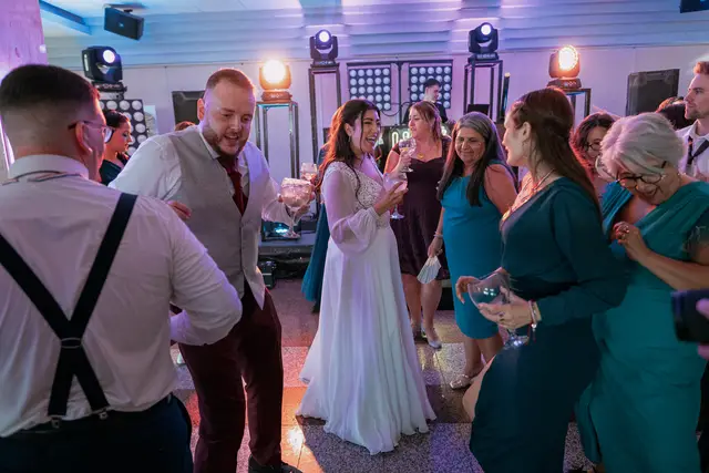 Reportaje boda San Patrcio Celia Ruben fiesta