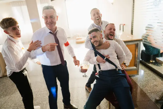 Reportaje boda San Patrcio Celia Ruben divertidas fiesta portada