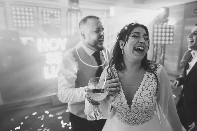 Reportaje boda San Patrcio Celia Ruben BW fiesta portada