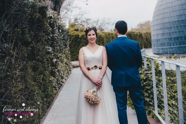 Cristina y David durante su boda en Molino Real