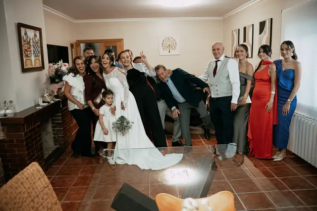 boda Crsitina  Enrique Monteolivete masia de las estrellas grupales preparativos