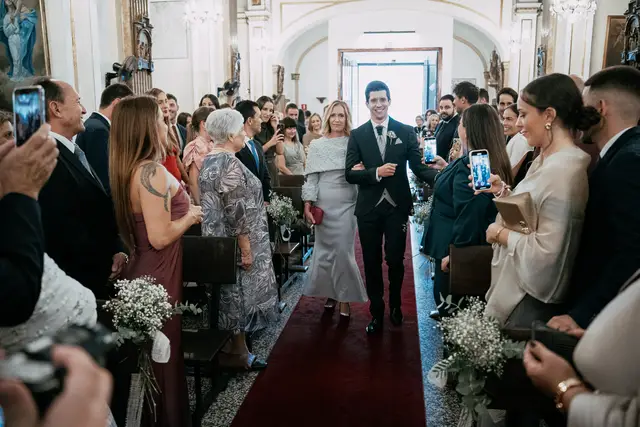 boda Crsitina  Enrique Monteolivete masia de las estrellas Salida / Entrada