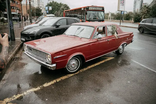 boda Crsitina  Enrique Monteolivete masia de las estrellas Salida / Entrada