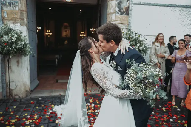 boda Crsitina  Enrique Monteolivete masia de las estrellas Salida / Entrada