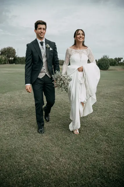 boda Crsitina  Enrique Monteolivete masia de las estrellas portada sesion pareja