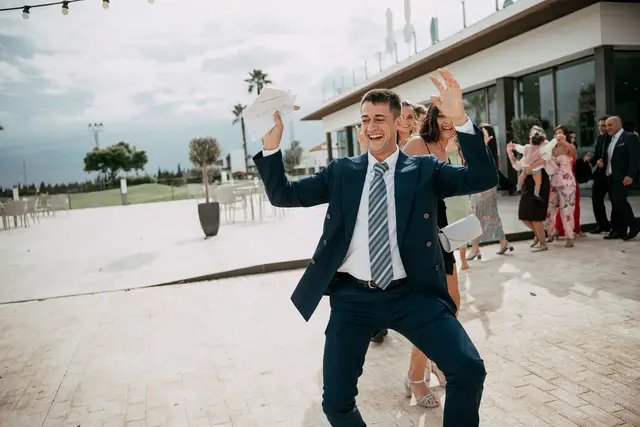 boda Crsitina  Enrique Monteolivete masia de las estrellas Entrada salón