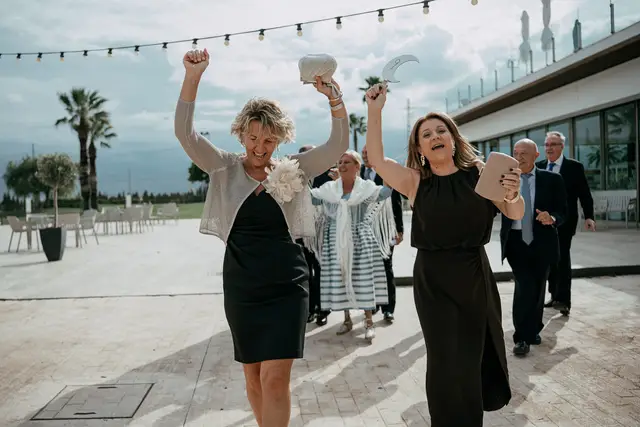 boda Crsitina  Enrique Monteolivete masia de las estrellas Entrada salón