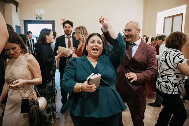 boda Crsitina  Enrique Monteolivete masia de las estrellas fiesta