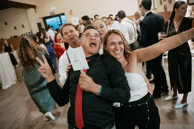 boda Crsitina  Enrique Monteolivete masia de las estrellas fiesta