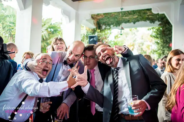 Fiesta de la boda de Cristina y Jose María en Campo Aníbal