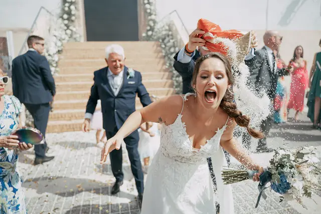 boda requena dominio vega Adri Eli Salida / Entrada divertidas portada