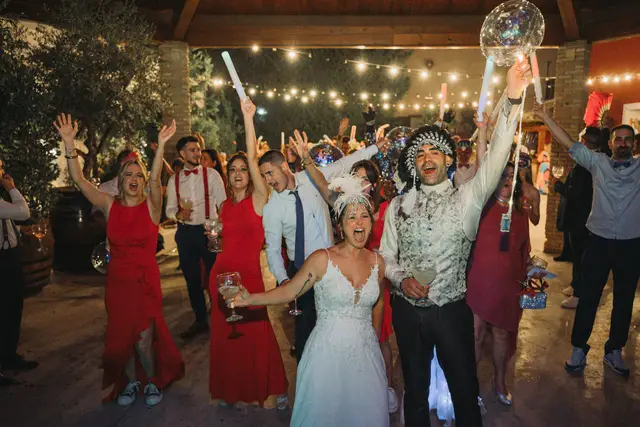 boda requena dominio vega Adri Eli divertidas fiesta portada