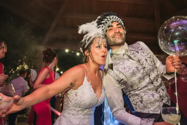 boda requena dominio vega Adri Eli divertidas fiesta portada