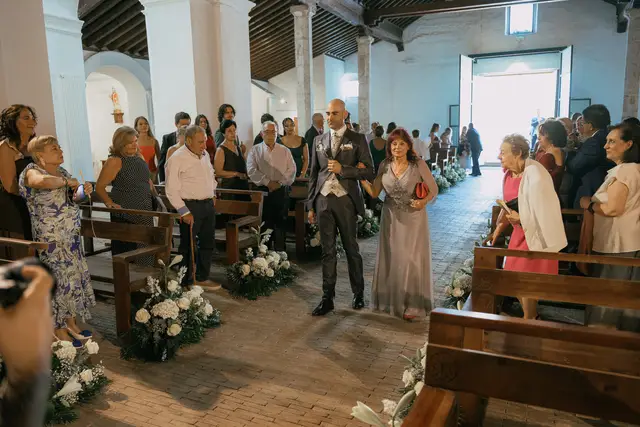 boda requena dominio vega Adri Eli Salida / Entrada