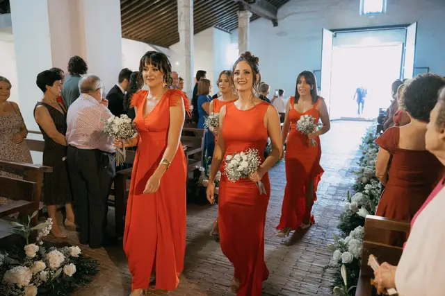 boda requena dominio vega Adri Eli Salida / Entrada