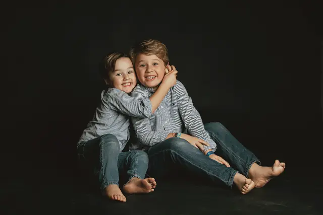 sesion embarazo Nueria Raul divertidas fotografias niños