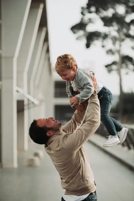 sesion embarazo Nueria Raul divertidas fotografias cayetano