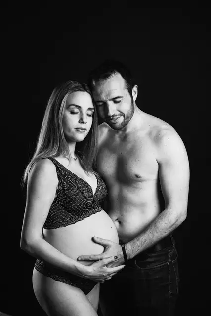 sesion embarazo Nueria Raul BW fotos embarazo gonzalo
