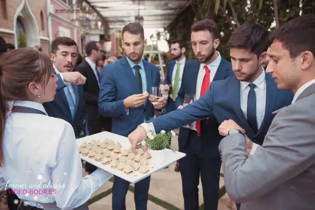 Cóctel, cena y momentos con amigos en Villa Delia