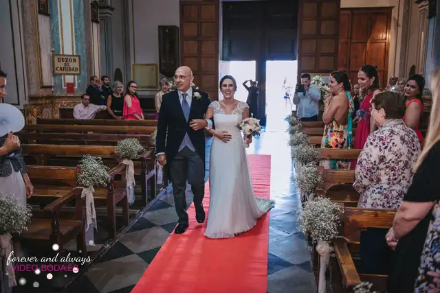 Llegada y ceremonia de Encarna y Josete